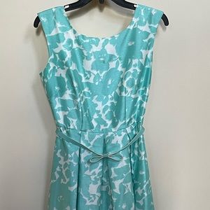 Danny & Nicole - size 8